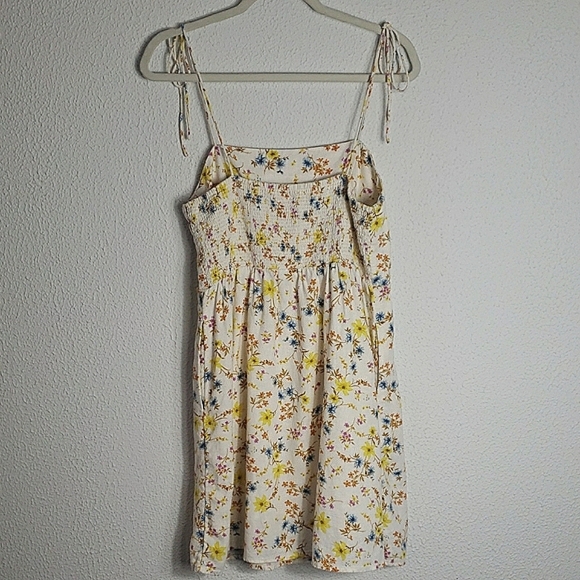 Old Navy Floral Spaghetti Strap Dress Pockets Linen Sustainable Flirty Feminine - Picture 8 of 15